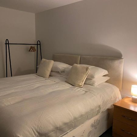 Studio By Westcountry Sa Apartment Plymouth Bagian luar foto