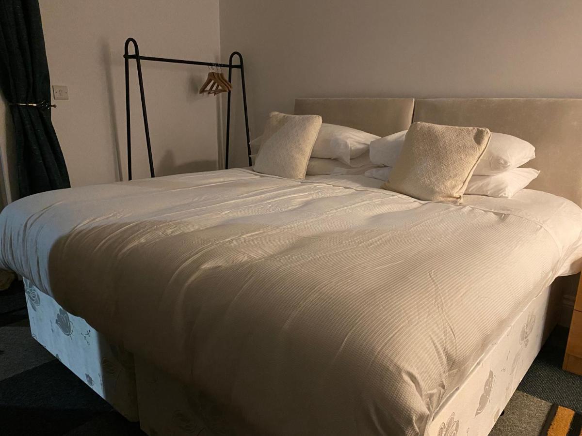 Studio By Westcountry Sa Apartment Plymouth Bagian luar foto