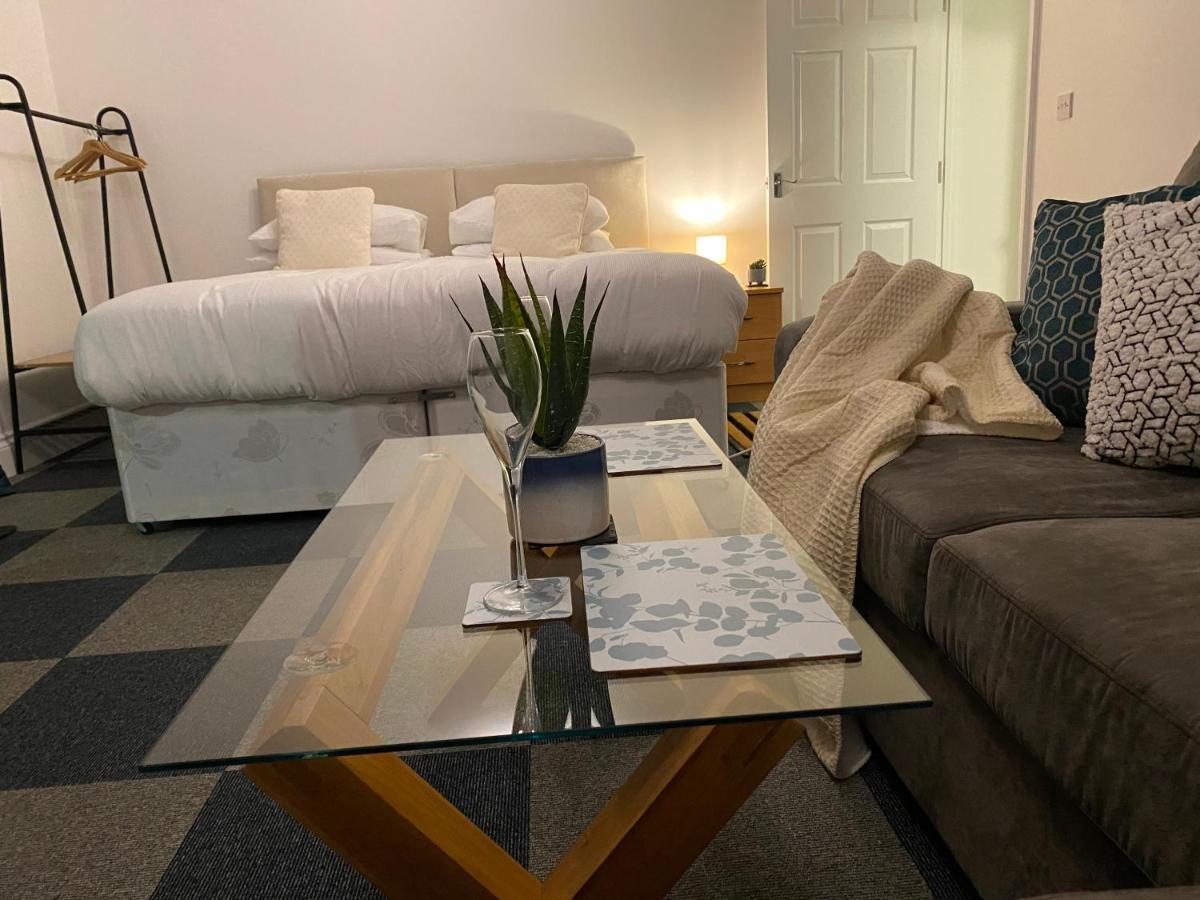 Studio By Westcountry Sa Apartment Plymouth Bagian luar foto